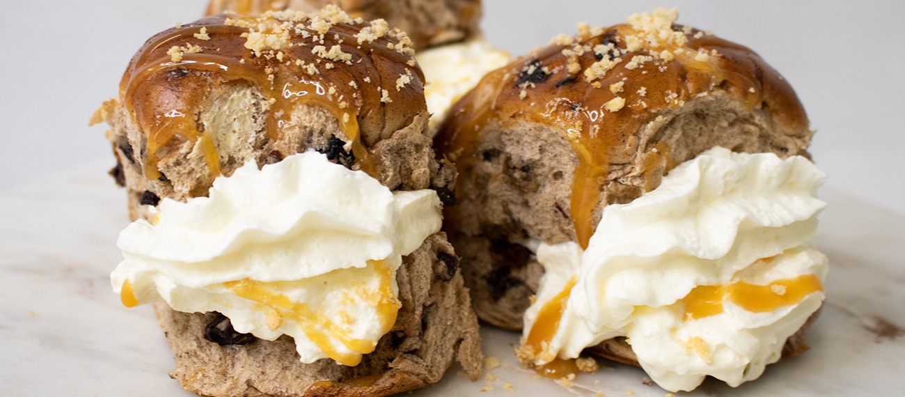 Creamed Hot Cross Buns